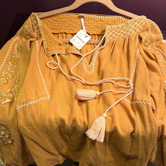 Free People NWT Mustard Color Embroidered Top - Picture 5 of 6